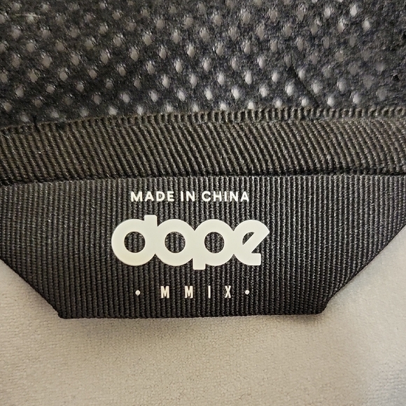 DOPE Cyclone W Snowboard Jacket XL - Picture 3 of 16